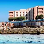 Clio ホテル モノーポリ