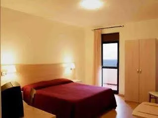 Clio Hotel